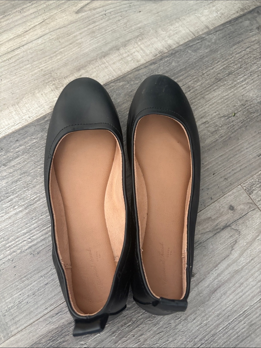 Classic Black Women's Round-Toe Ballet Flats